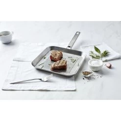 Demeyere Grillpan 24 X 24 Cm 8 Demeyere Grillpan 24 X 24 Cm -Thuis Keuken 000022692
