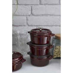 Staub Mini Braadpan 10 Cm / 250 Ml, Rond, Grenadine Rood 13 Staub Mini Braadpan 10 Cm / 250 Ml, Rond, Grenadine Rood -Thuis Keuken 750032262