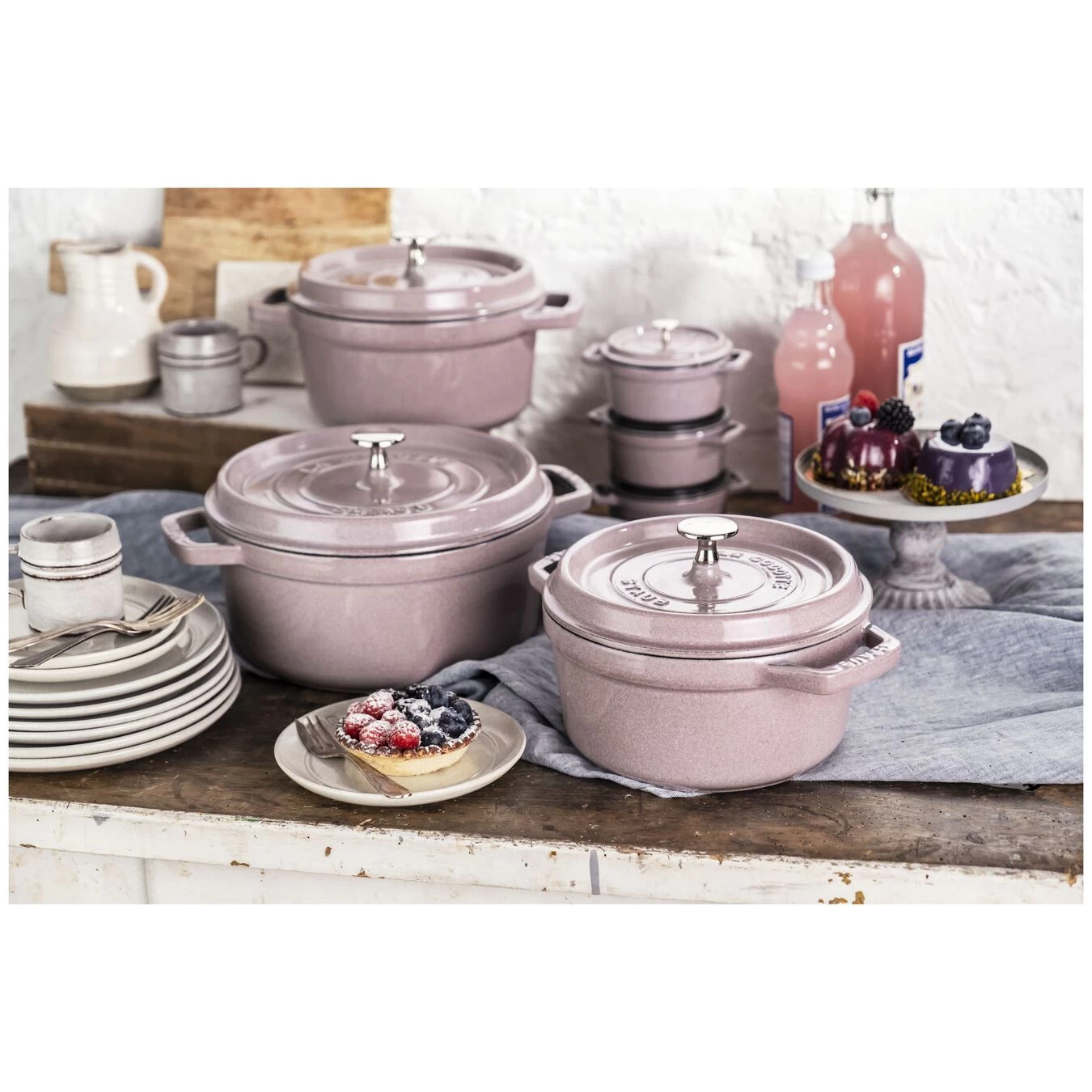 Staub Gietijzeren Braadpan 24 Cm / 3,8 L, Rond, Kersenbloesem 8 Staub Gietijzeren Braadpan 24 Cm / 3,8 L, Rond, Kersenbloesem - Afbeelding 6