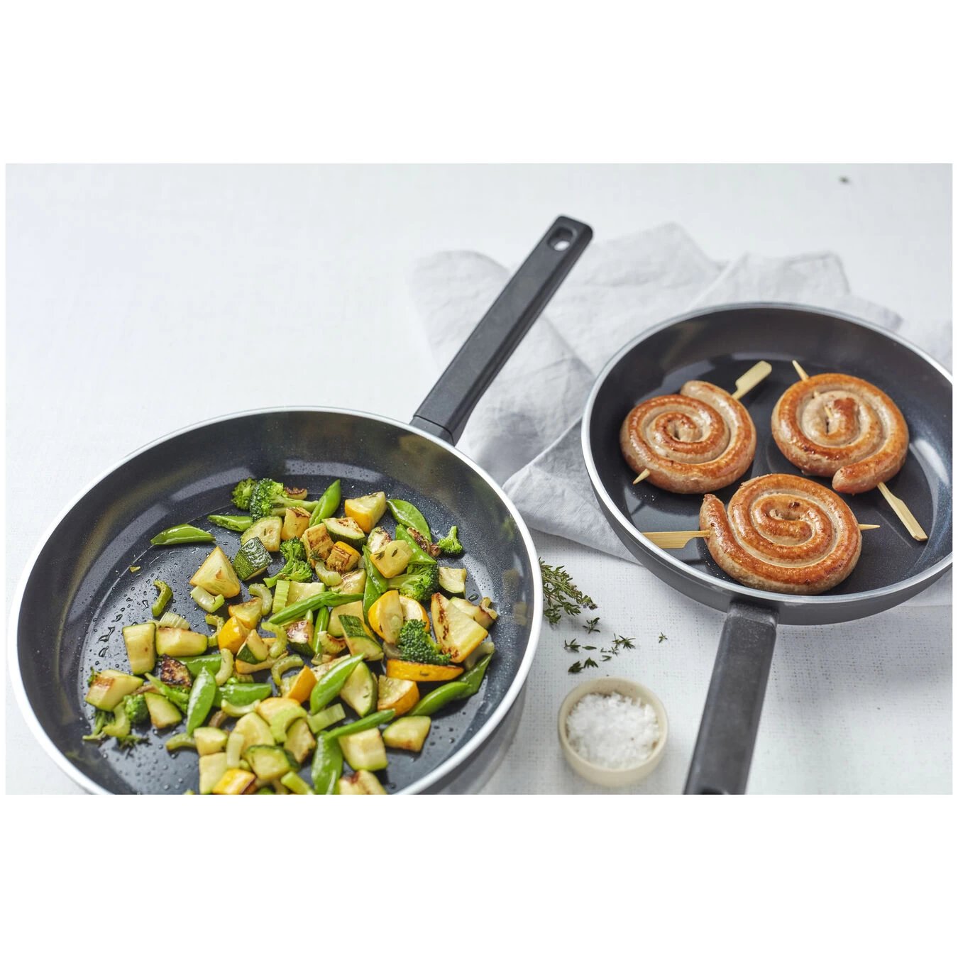 Demeyere Koekenpannenset Ceraforce, 2-delig 4 Demeyere Koekenpannenset Ceraforce, 2-delig - Afbeelding 2